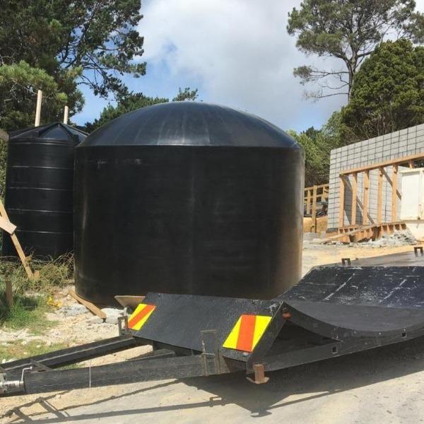 30000 litre plastic water tank and 7500 litre plastic water tank